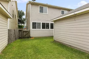 11736 Chanteloup Dr, Houston, TX 77047 - Photo 21