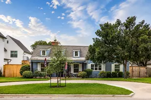 208 Pershing Ave, College Station, TX 77840 - Photo 1