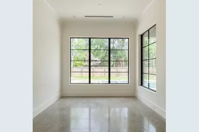 10722 Old Coach Lane, Hunters Creek Village, TX 77024 - Photo 9
