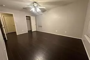 412 E 40th 1/2 St, Houston, TX 77018 - Photo 9