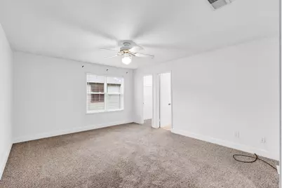 9800 Pagewood Lane #2205, Houston, TX 77042 - Photo 13