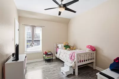 104 Hamilton Court, Clute, TX 77531 - Photo 15