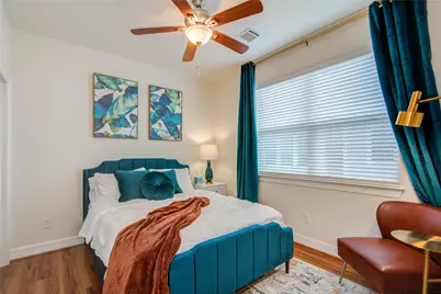 738 Link Road, Houston, TX 77009 - Photo 11