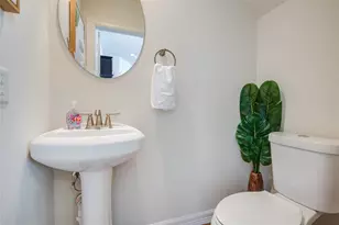738 Link Rd, Houston, TX 77009 - Photo 5