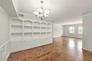 351 N Post Oak Ln, Houston, TX 77024 - Photo 11
