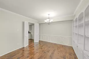 351 N Post Oak Ln, Houston, TX 77024 - Photo 9