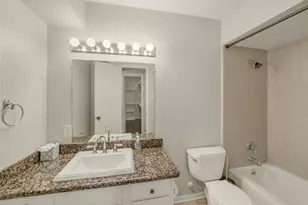 351 N Post Oak Ln, Houston, TX 77024 - Photo 25
