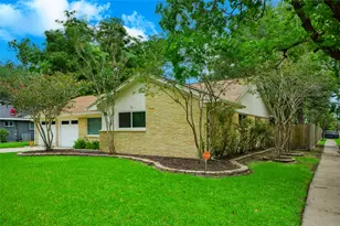5502 Effingham Dr, Houston, TX 77035 - Photo 3