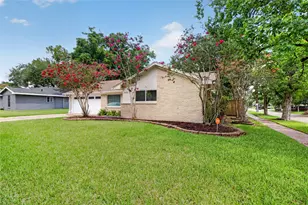 5502 Effingham Dr, Houston, TX 77035 - Photo 3