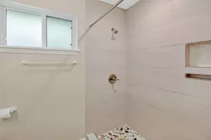 5502 Effingham Dr, Houston, TX 77035 - Photo 19