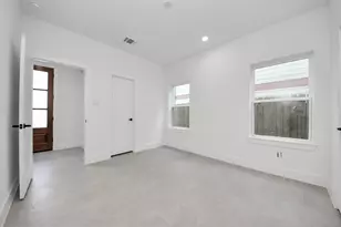929 Fisher St, Houston, TX 77018 - Photo 33