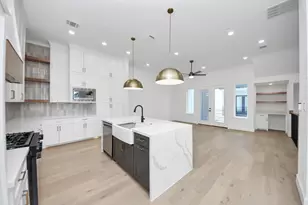 929 Fisher St, Houston, TX 77018 - Photo 7