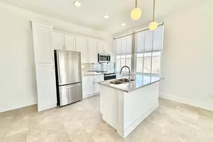 2102 Mechanic St, Galveston, TX 77550 - Photo 9