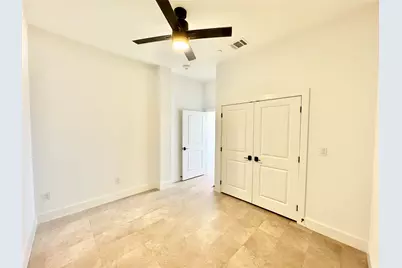 2102 Mechanic Street #305, Galveston, TX 77550 - Photo 19
