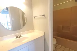 2030 Plantation Dr, Conroe, TX 77301 - Photo 23