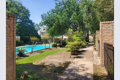 2030 Plantation Drive #B2, Conroe, TX 77301 - Photo 27