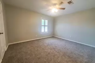 2030 Plantation Dr, Conroe, TX 77301 - Photo 19