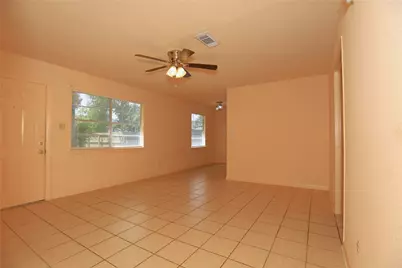 101 Hickory Street, Lake Jackson, TX 77566 - Photo 5