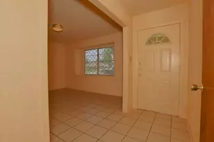 101 Hickory St, Lake Jackson, TX 77566 - Photo 3