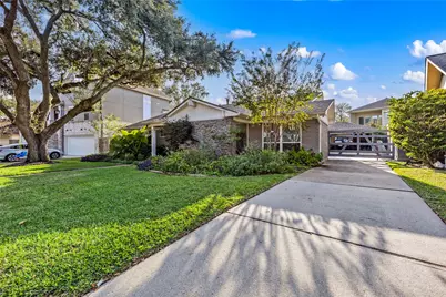 8422 Academy Street, Houston, TX 77025 - Photo 47