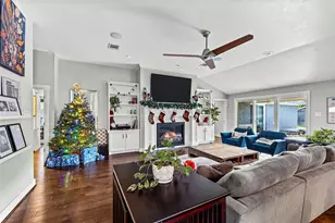 8422 Academy St, Houston, TX 77025 - Photo 11