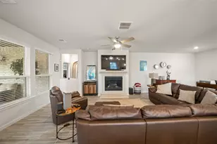 305 Royal Lily Trl, Montgomery, TX 77316 - Photo 15