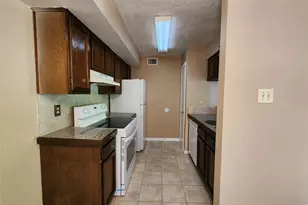 17331 Red Oak Dr, Houston, TX 77090 - Photo 11