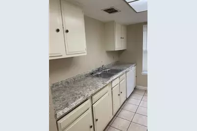 7141 Chasewood Drive, Houston, TX 77489 - Photo 9