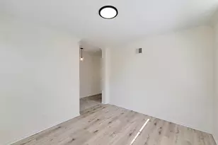 1422 Mabry Mill Rd, Houston, TX 77062 - Photo 9