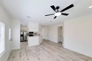 1422 Mabry Mill Rd, Houston, TX 77062 - Photo 21