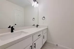 1422 Mabry Mill Rd, Houston, TX 77062 - Photo 31