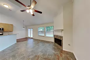 30710 Country Meadows Dr, Tomball, TX 77375 - Photo 5