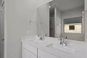 12323 Ridge Top Ct, Conroe, TX 77304 - Photo 15