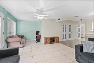 1025 Willow Oaks Cir, Pasadena, TX 77506 - Photo 7