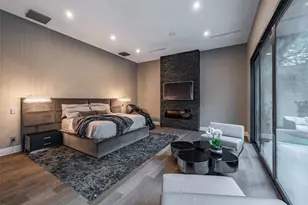 2302 Suffolk Dr, Houston, TX 77027 - Photo 21