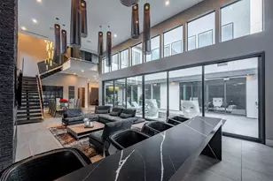 2302 Suffolk Dr, Houston, TX 77027 - Photo 17