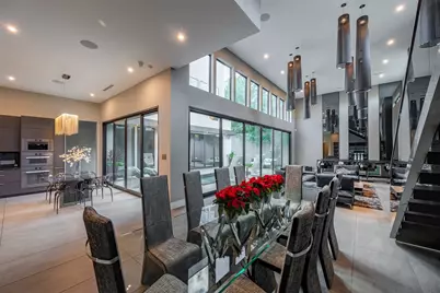 2302 Suffolk Drive, Houston, TX 77027 - Photo 15