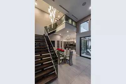 2302 Suffolk Drive, Houston, TX 77027 - Photo 35