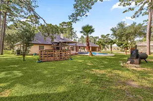 7302 Pine Dr, Alvin, TX 77511 - Photo 35