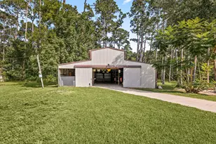 7302 Pine Dr, Alvin, TX 77511 - Photo 43