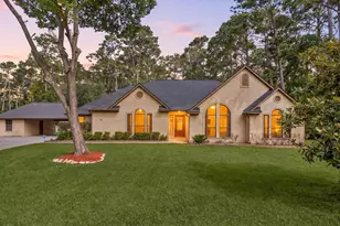 7302 Pine Dr, Alvin, TX 77511 - Photo 1