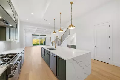 607 W 27th Street, Houston, TX 77008 - Photo 21