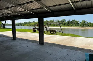 1074 W Taylor Lk Cir, Livingston, TX 77351 - Photo 15