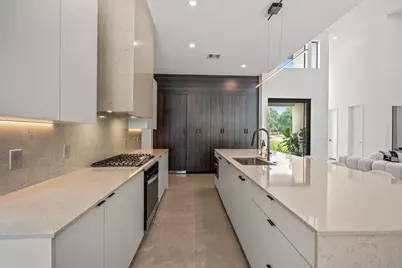 11736 Canyon Court, Conroe, TX 77385 - Photo 9