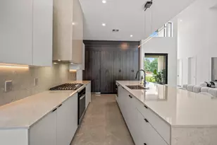 11736 Canyon Ct, Conroe, TX 77385 - Photo 9