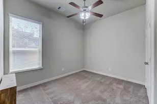 2003 Doolan Dr, Conroe, TX 77301 - Photo 29