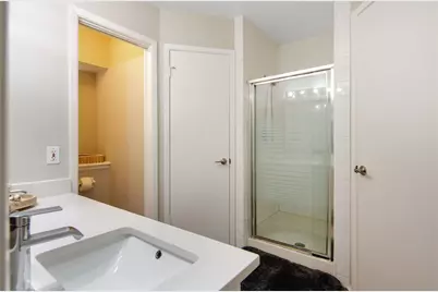 17 W Broken Oak, The Woodlands, TX 77381 - Photo 23