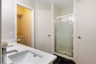 17 W Broken Oak, The Woodlands, TX 77381 - Photo 23