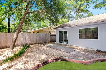 17 W Broken Oak, The Woodlands, TX 77381 - Photo 5