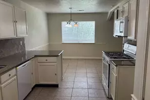 3910 Bridgebay, Katy, TX 77449 - Photo 5